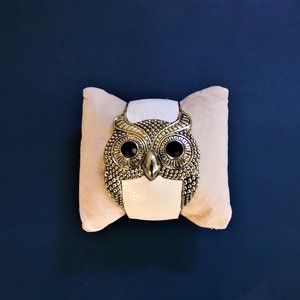 NWOT Owl Bangle Bracelet